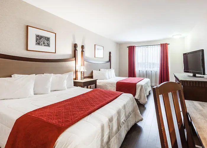 Hotel Ambassadeur Et Suites